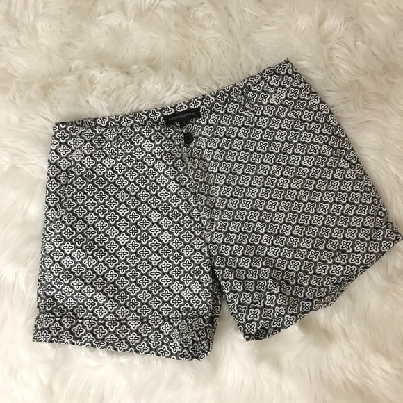 Banana Republic Pants - Banana Republic Black & White Shorts